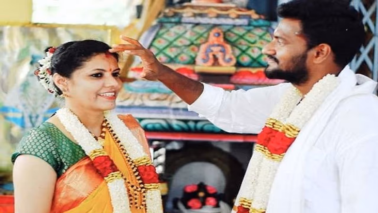 ಸದ್ದಿಲ್ಲದೆ ಮದುವೆಯಾದ ಸುಮನಾ ಸುವರ್ಣ ನ್ಯೂಸ್‌ನೊಂದಿಗೆ ಮಾತನಾಡಿದ್ದಾರೆ!
