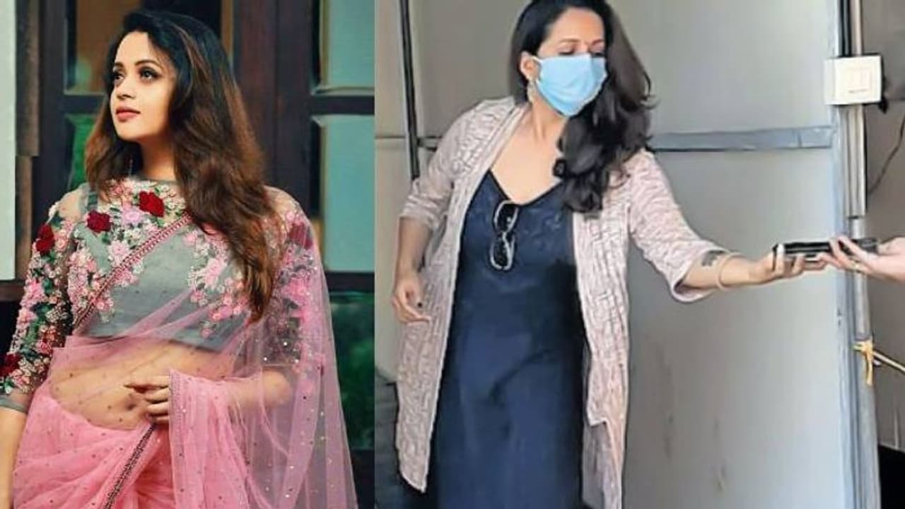 നടി ഭാവന കേരളത്തില്‍; സ്രവസാംപിളെടുത്ത ശേഷം ക്വാറന്‍റൈനിലേക്ക്...