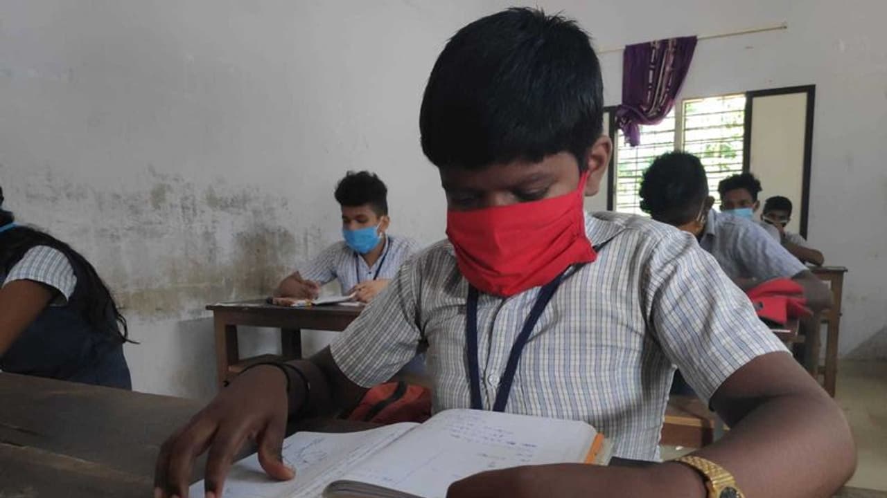 ഹയർ സെക്കൻഡറി പരീക്ഷഫലം ബുധനാഴ്ച ഉച്ചയ്ക്ക് രണ്ട് മണിക്ക് പ്രഖ്യാപിക്കും ഹയർ സെക്കൻഡറി പരീക്ഷഫലം ബുധനാഴ്ച ഉച്ചയ്ക്ക് രണ്ട് മണിക്ക് പ്രഖ്യാപിക്കും