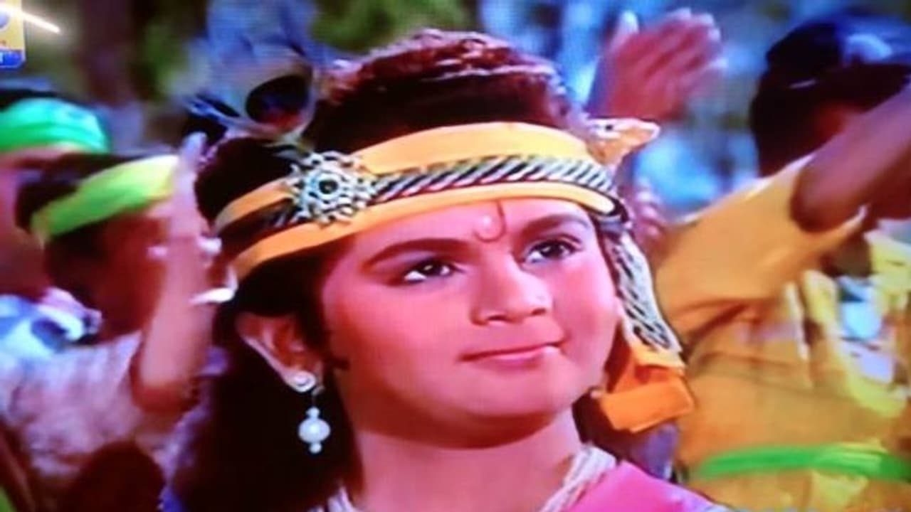 சிறிய வயதில் சீரியலில் குட்டி கிருஷ்ணனாக நடித்த தமிழ் ஹீரோ..! முதல் முறையாக வெளியிட்ட புகைப்படம்! சிறிய வயதில் சீரியலில் குட்டி கிருஷ்ணனாக நடித்த தமிழ் ஹீரோ..! முதல் முறையாக வெளியிட்ட புகைப்படம்!