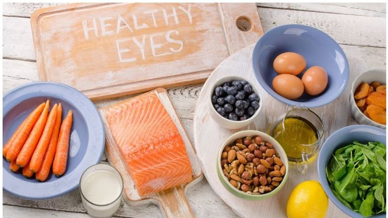 കാഴ്ചശക്തി വർധിപ്പിക്കാൻ സഹായിക്കുന്ന ആറ് ഭക്ഷണങ്ങൾ കാഴ്ചശക്തി വർധിപ്പിക്കാൻ സഹായിക്കുന്ന ആറ് ഭക്ഷണങ്ങൾ