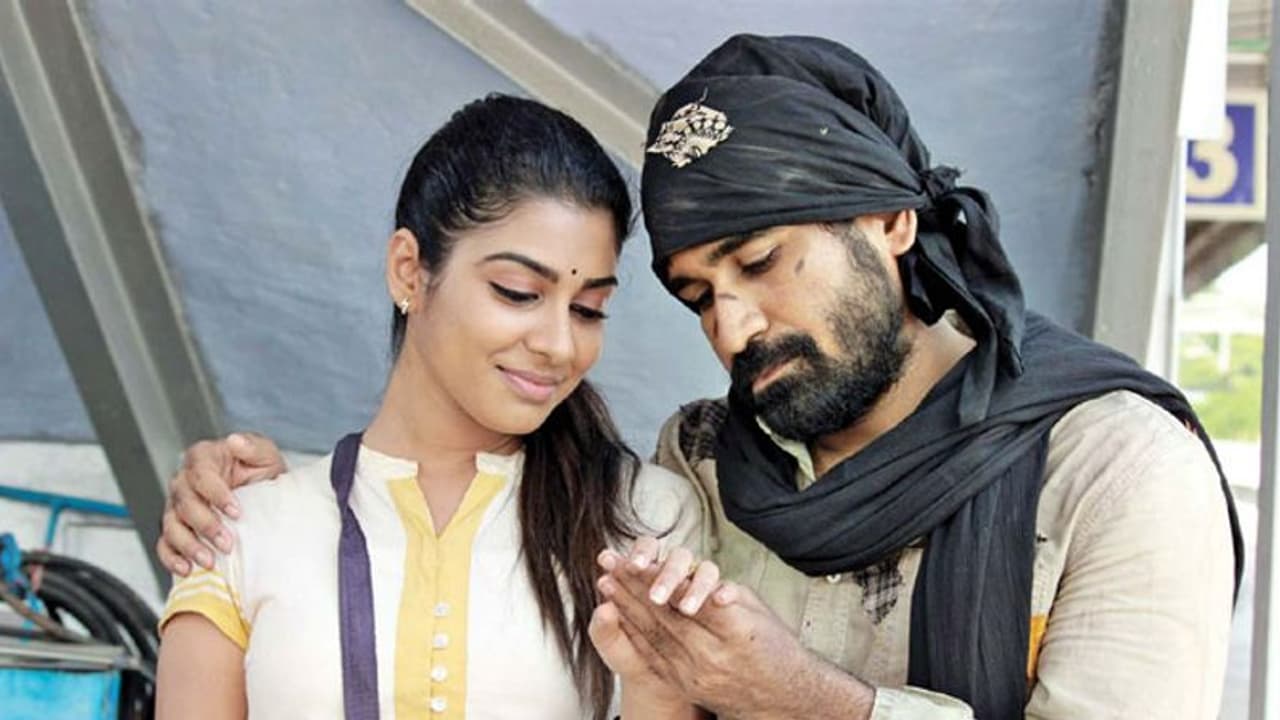 பிச்சைக்காரன் 2 கதையை எழுதி முடித்த நடிகர்! இயக்குனர் யார்? பிச்சைக்காரன் 2 கதையை எழுதி முடித்த நடிகர்! இயக்குனர் யார்?