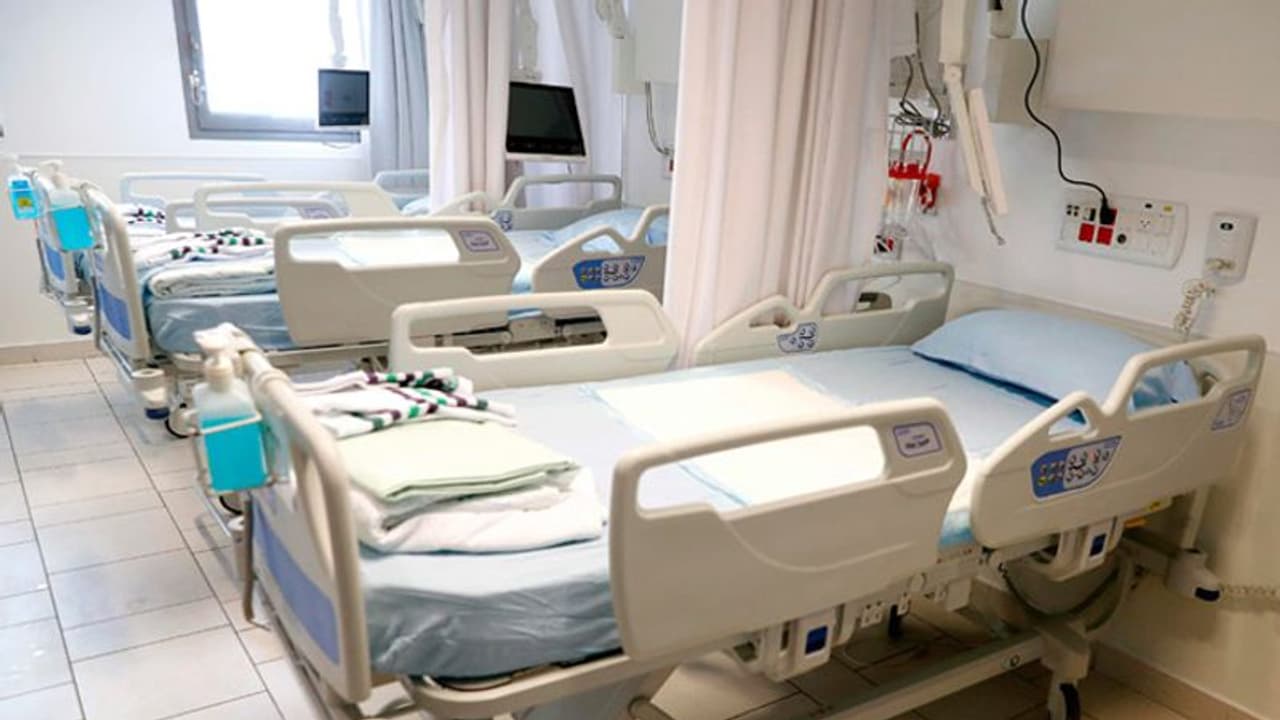 Bengaluru: BBMP issues notices to 36 hospitals for not allocating beds for COVID 19 patients Bengaluru: BBMP issues notices to 36 hospitals for not allocating beds for COVID 19 patients