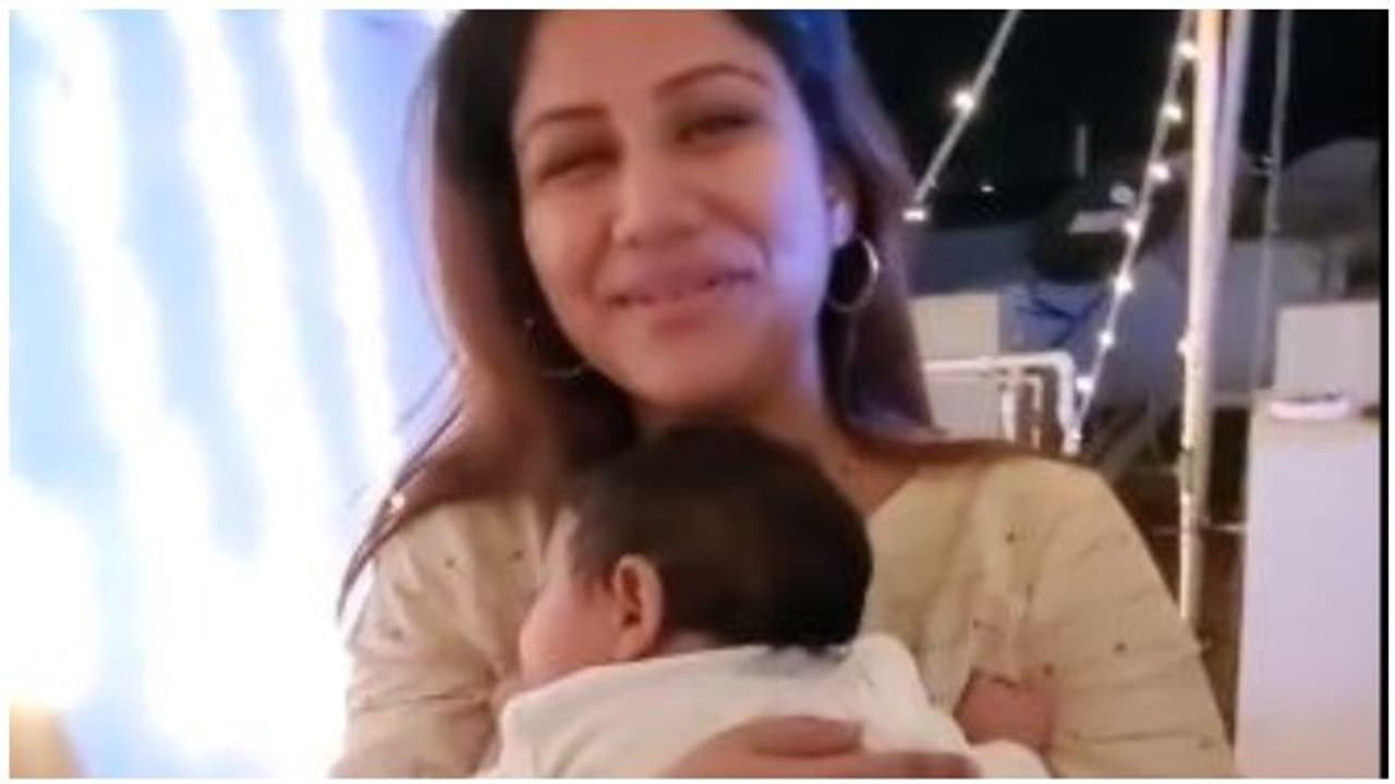 ஆல்யா மானசா பிறந்த நாளுக்கு சஞ்சீவ் கொடுத்த சர்பிரைஸ்..! வெளியான கியூட் வீடியோ... குவியும் ரசிகர்கள் வாழ்த்து! ஆல்யா மானசா பிறந்த நாளுக்கு சஞ்சீவ் கொடுத்த சர்பிரைஸ்..! வெளியான கியூட் வீடியோ... குவியும் ரசிகர்கள் வாழ்த்து!