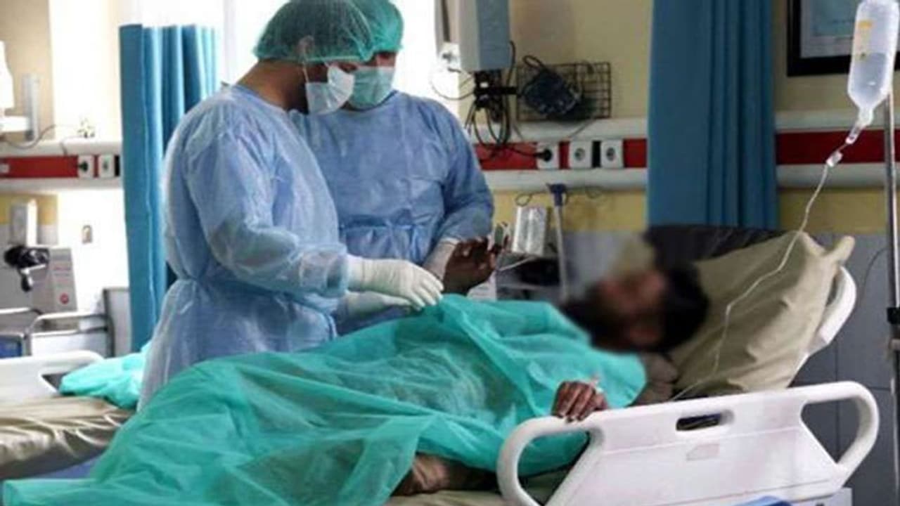 ২ লক্ষের দোড়গোড়ায় দেশের করোনা আক্রান্ত, পরপর ৩ দিন দৈনিক সংক্রমণ ৮ হাজার ছাড়াল