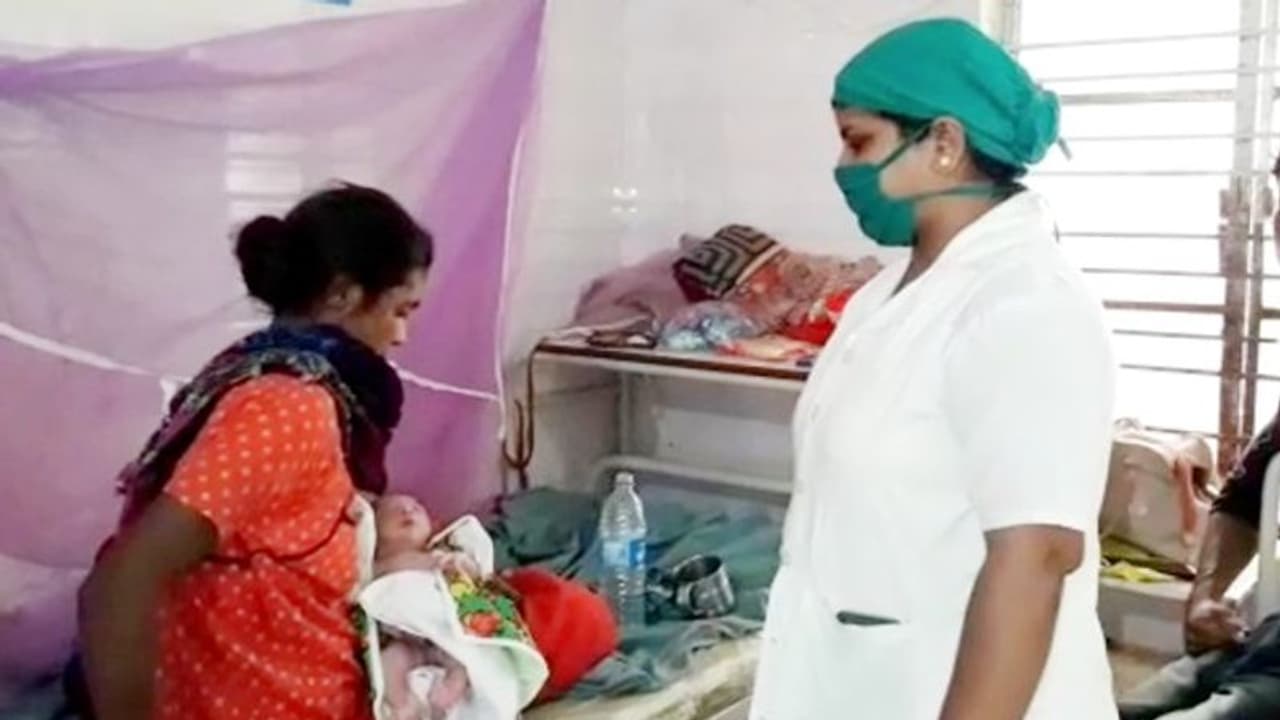 সীমান্তে প্রসব যন্ত্রণা পরিযায়ী শ্রমিকের, পুলিশের উদ্যোগে দাঁতন হাসপাতালে জন্ম নিল শিশুকন্যা সীমান্তে প্রসব যন্ত্রণা পরিযায়ী শ্রমিকের, পুলিশের উদ্যোগে দাঁতন হাসপাতালে জন্ম নিল শিশুকন্যা