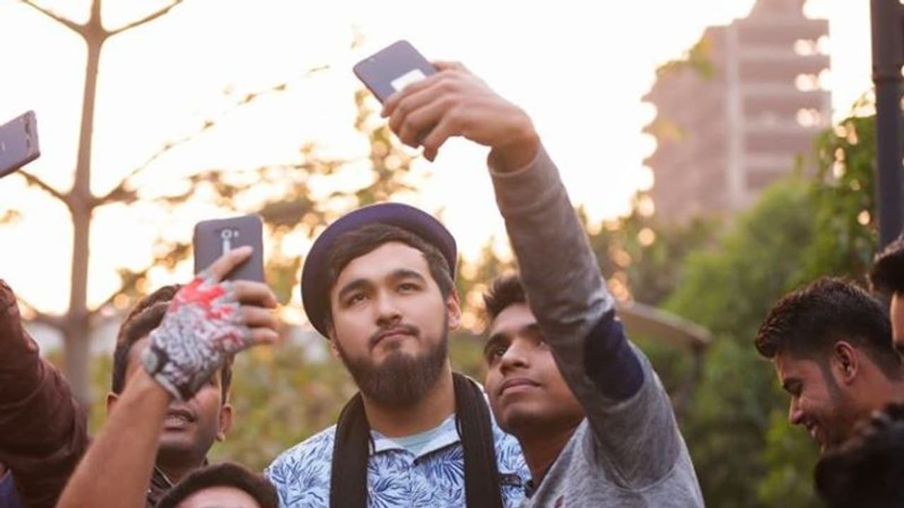 সারেগামাপা খ্যাত বাংলাদেশী গায়ক নোবলের পথ দুর্ঘটনা, আহত অবস্থায় নিজেই শেয়ার করলেন ছবি সারেগামাপা খ্যাত বাংলাদেশী গায়ক নোবলের পথ দুর্ঘটনা, আহত অবস্থায় নিজেই শেয়ার করলেন ছবি