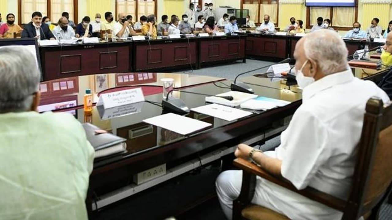 ಪರಿಶಿಷ್ಟ ಜಾತಿ, ಪಂಗಡಗಳ ಸಮಗ್ರ ಅಭಿವೃದ್ಧಿಗೆ ಮಹತ್ವದ ತೀರ್ಮಾನ ತೆಗೆದುಕೊಂಡ ಬಿಎಸ್ವೈ ಪರಿಶಿಷ್ಟ ಜಾತಿ, ಪಂಗಡಗಳ ಸಮಗ್ರ ಅಭಿವೃದ್ಧಿಗೆ ಮಹತ್ವದ ತೀರ್ಮಾನ ತೆಗೆದುಕೊಂಡ ಬಿಎಸ್ವೈ