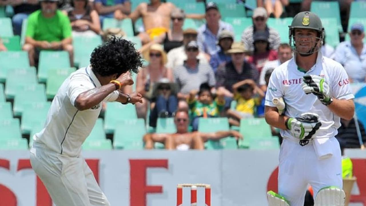 എന്റെ പന്തുകള്ക്ക് മുന്നില് പലപ്പോഴും ഡിവില്ലിയേഴ്സിന് പിഴച്ചിട്ടുണ്ട്; തുറന്നുപറഞ്ഞ് ശ്രീശാന്ത് എന്റെ പന്തുകള്ക്ക് മുന്നില് പലപ്പോഴും ഡിവില്ലിയേഴ്സിന് പിഴച്ചിട്ടുണ്ട്; തുറന്നുപറഞ്ഞ് ശ്രീശാന്ത്