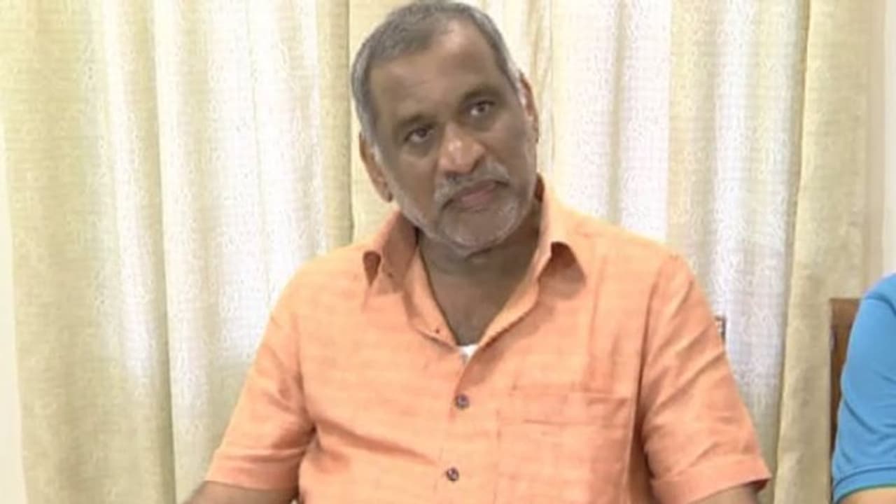 ಮಾಡಾಳು ಪುತ್ರನ ಅಮಾನತಿಗೆ ಸೂಚನೆ ನೀಡ್ತೇವೆ: ಸಚಿವ ಮಾಧುಸ್ವಾಮಿ ಮಾಡಾಳು ಪುತ್ರನ ಅಮಾನತಿಗೆ ಸೂಚನೆ ನೀಡ್ತೇವೆ: ಸಚಿವ ಮಾಧುಸ್ವಾಮಿ