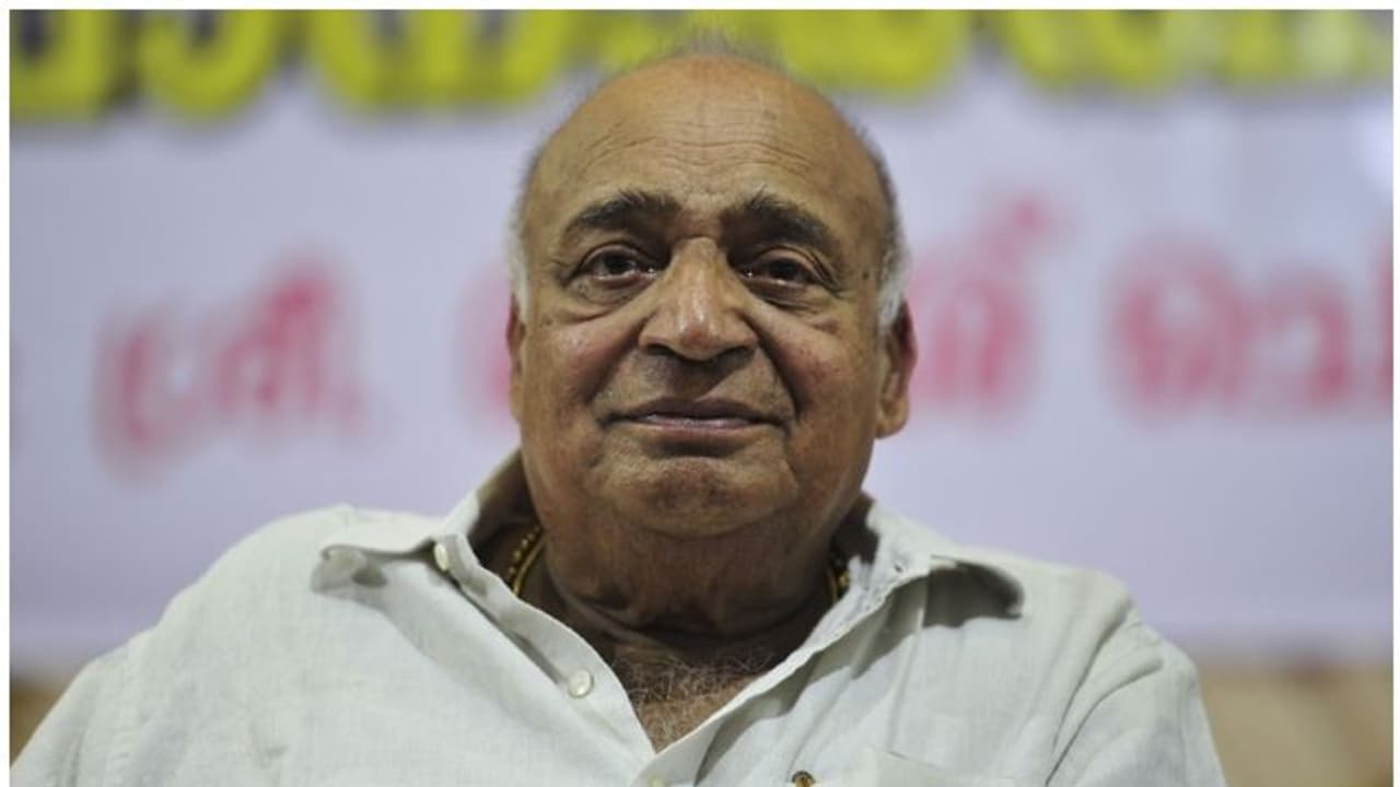 ഒടുവില് പങ്കെടുത്തത് മുഖ്യമന്ത്രി വിളിച്ച വീഡിയോ കോണ്ഫറന്സ് യോഗത്തില് ഒടുവില് പങ്കെടുത്തത് മുഖ്യമന്ത്രി വിളിച്ച വീഡിയോ കോണ്ഫറന്സ് യോഗത്തില്