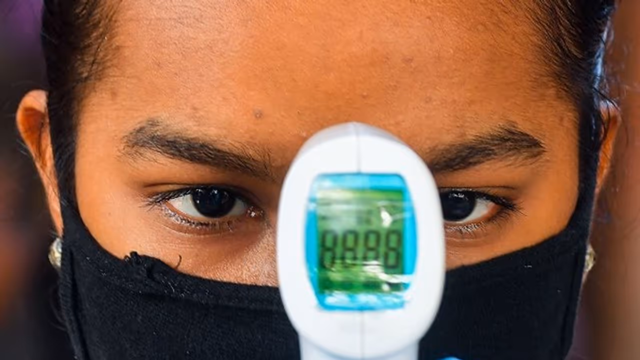 ലോകത്ത് കൊവിഡ് രോഗികള് 60 ലക്ഷം; പിടിവിട്ട് അമേരിക്കയും ബ്രസീലും; യുകെയും ആശങ്കയില് ലോകത്ത് കൊവിഡ് രോഗികള് 60 ലക്ഷം; പിടിവിട്ട് അമേരിക്കയും ബ്രസീലും; യുകെയും ആശങ്കയില്