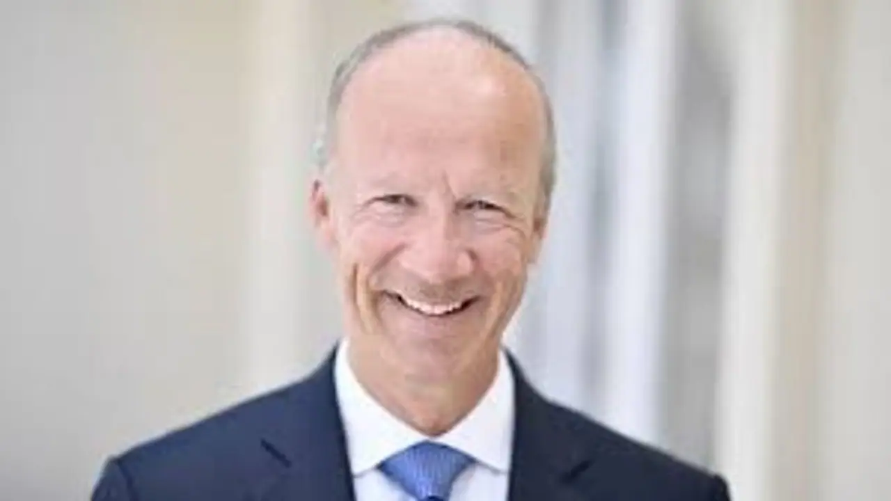 విప్రో కొత్త సీఈవో థియరీ డెలాపోర్ట్ జీతం ఎంతో తెలుసా? విప్రో కొత్త సీఈవో థియరీ డెలాపోర్ట్ జీతం ఎంతో తెలుసా?