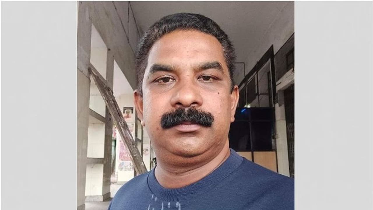 പ്രവാസി മലയാളി കാറിനുള്ളില് മരിച്ച നിലയില് പ്രവാസി മലയാളി കാറിനുള്ളില് മരിച്ച നിലയില്