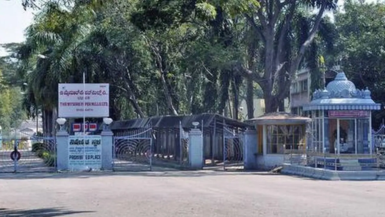 ಭದ್ರಾವತಿ ಕಾಗದ ಕಾರ್ಖಾನೆ ಶಾಶ್ವತವಾಗಿ ಬಂದ್‌!