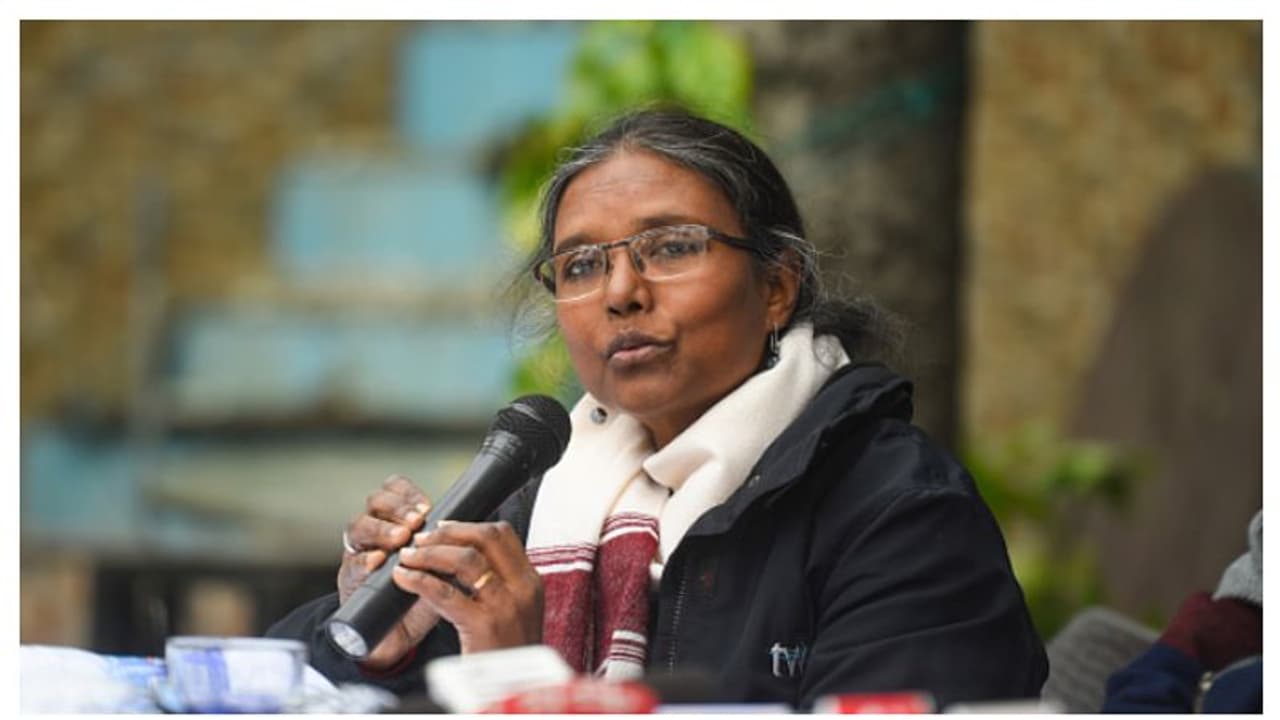 স্বাধীনতার ৭২ বছর পার করে প্রথম আদিবাসী মহিলা উপাচার্য পেল ভারত, নজির গড়লেন ঝাড়খণ্ডের কন্যা স্বাধীনতার ৭২ বছর পার করে প্রথম আদিবাসী মহিলা উপাচার্য পেল ভারত, নজির গড়লেন ঝাড়খণ্ডের কন্যা