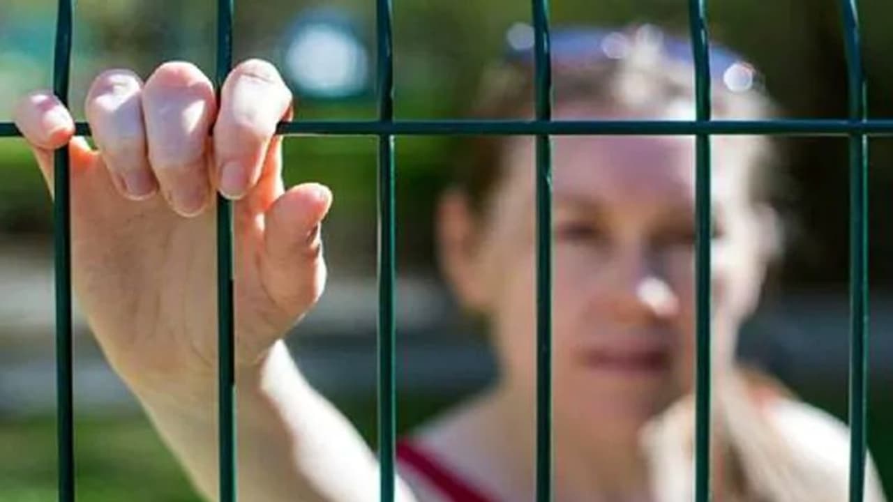 পালিত হচ্ছে আন্তর্জাতিক যৌনকর্মী দিবস, জেনে নিন দিনটি পালনের উদ্দেশ্য কী পালিত হচ্ছে আন্তর্জাতিক যৌনকর্মী দিবস, জেনে নিন দিনটি পালনের উদ্দেশ্য কী