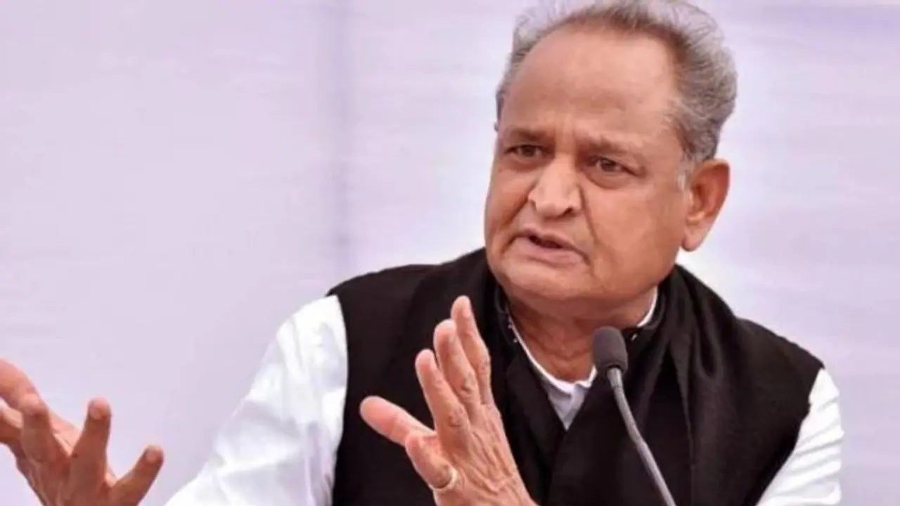 जून में होगी 10वीं और 12वीं बोर्ड की बची हुई परीक्षाएं, राजस्थान के CM गहलोत ने दिए ये निर्देश जून में होगी 10वीं और 12वीं बोर्ड की बची हुई परीक्षाएं, राजस्थान के CM गहलोत ने दिए ये निर्देश