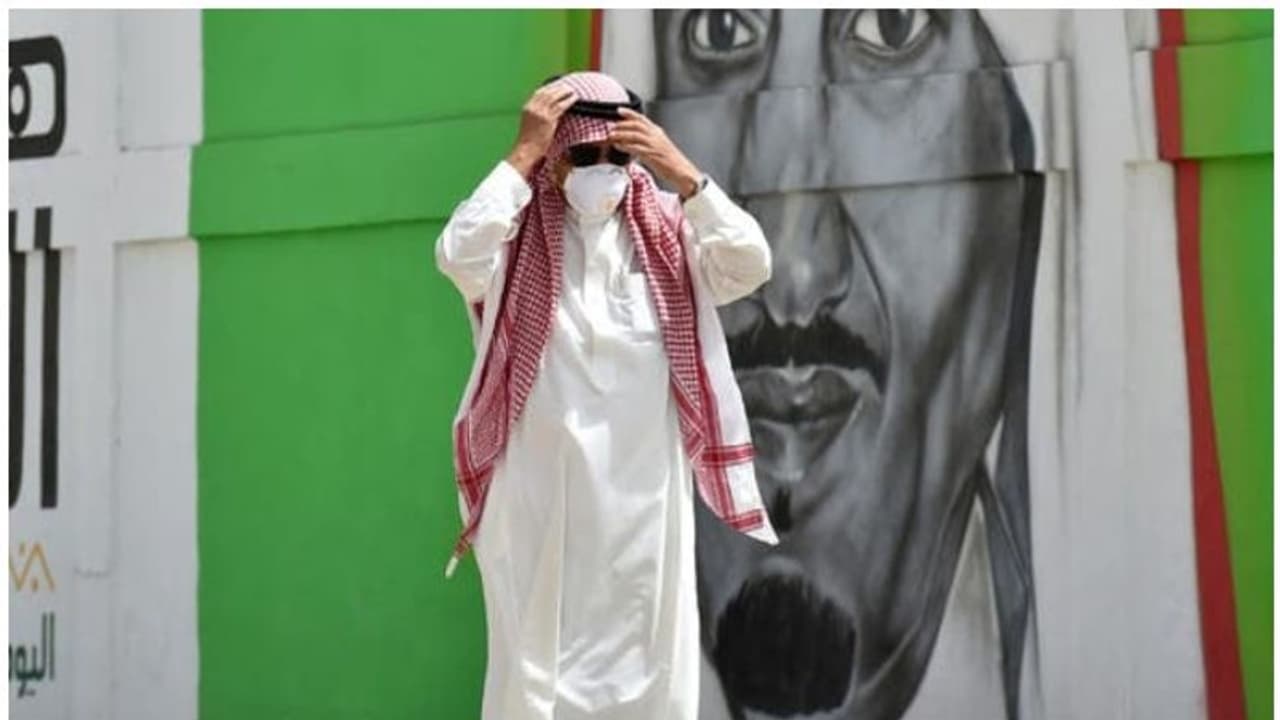 സൗദിയിൽ മാസ്ക് ധരിച്ചില്ലെങ്കിൽ 1000 റിയാൽ പിഴ സൗദിയിൽ മാസ്ക് ധരിച്ചില്ലെങ്കിൽ 1000 റിയാൽ പിഴ