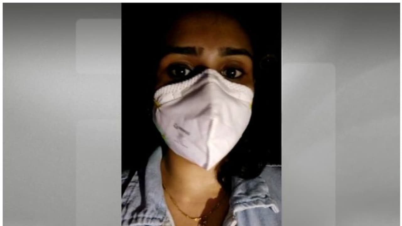 പാസുണ്ടായിട്ടും തലപ്പാടി അതിര്‍ത്തിയില്‍ മലയാളി നഴ്‍സ് കുടുങ്ങി; എട്ടുമണിക്കൂര്‍ പിന്നിട്ടു