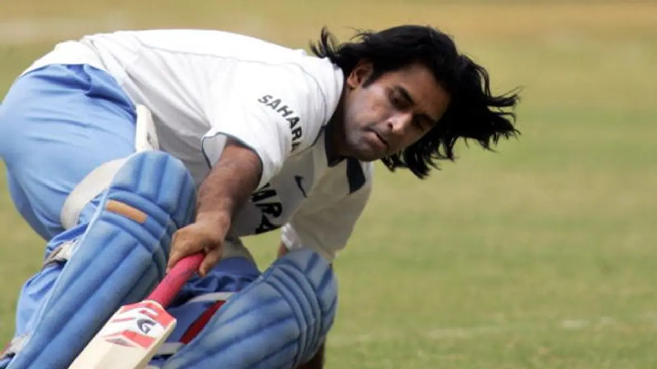 কীভাবে দলে সুযোগ পেয়েছিলেন ধোনি, রহস্যফাঁস করলেন প্রাক্তন জাতীয় নির্বাচক কীভাবে দলে সুযোগ পেয়েছিলেন ধোনি, রহস্যফাঁস করলেন প্রাক্তন জাতীয় নির্বাচক