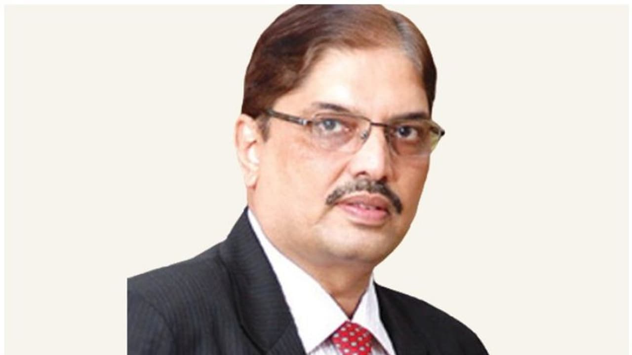 വിശ്വാസ് മേത്ത ചുമതലയേറ്റു; കൊവിഡ് നിയന്ത്രണത്തിന് മുൻഗണനയെന്ന് ചീഫ് സെക്രട്ടറി വിശ്വാസ് മേത്ത ചുമതലയേറ്റു; കൊവിഡ് നിയന്ത്രണത്തിന് മുൻഗണനയെന്ന് ചീഫ് സെക്രട്ടറി