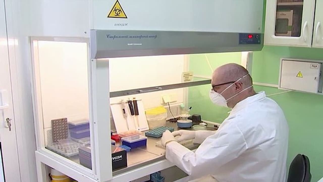 రోహిణి కోర్టు జడ్జికి కరోనా: ఇండియాలో మొత్తం కేసులు 2,07,611కి చేరిక రోహిణి కోర్టు జడ్జికి కరోనా: ఇండియాలో మొత్తం కేసులు 2,07,611కి చేరిక