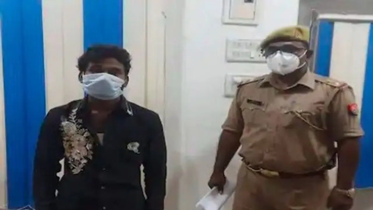 दहेज में बाइक की मांग न पूरी होने से खफा था पति, सोशल मीडिया पर फोटो डालकर लगा दी पत्नी की कीमत दहेज में बाइक की मांग न पूरी होने से खफा था पति, सोशल मीडिया पर फोटो डालकर लगा दी पत्नी की कीमत