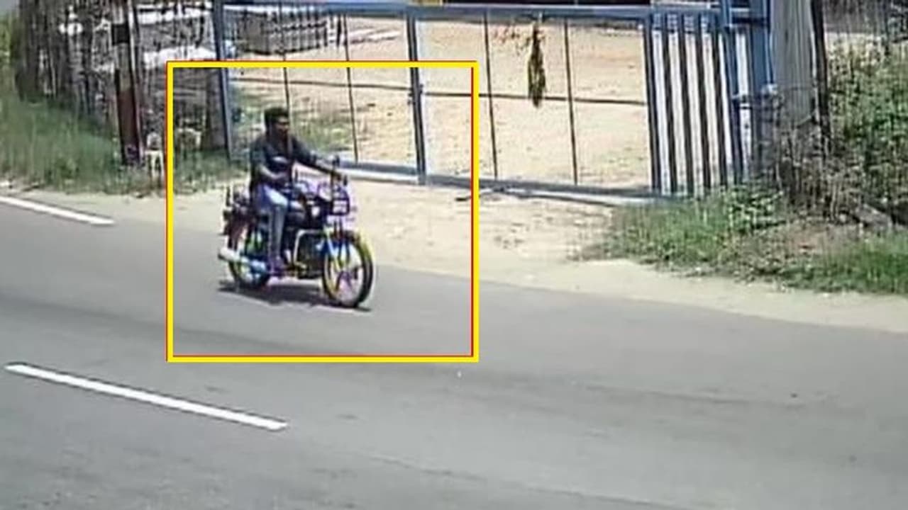 ಲಾಕ್‌ಡೌನ್ ಕಾರಣ ಬೈಕ್ ಕದ್ದು ಮನೆಗೆ ತೆರಳಿದ; 2 ವಾರಗಳ ಬಳಿಕ ಕೊರಿಯರ್ ಮಾಡಿದ!