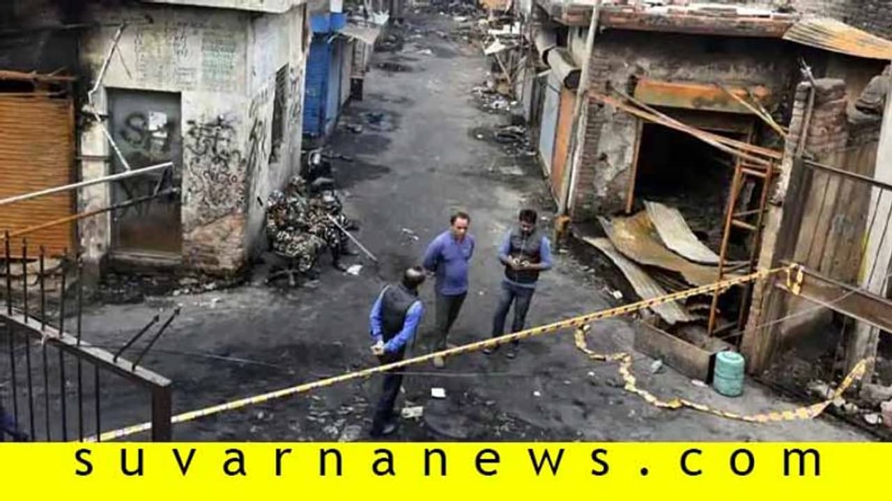 ದೆಹಲಿ ಗಲಭೆ ಹಿಂದಿನ ಕಾಣದ ಕೈ ಯಾರದ್ದು? ಭಯಾನಕ ಅಂಶ ಹೆಕ್ಕಿ ತೆಗೆದ ಪೊಲೀಸರು! ದೆಹಲಿ ಗಲಭೆ ಹಿಂದಿನ ಕಾಣದ ಕೈ ಯಾರದ್ದು? ಭಯಾನಕ ಅಂಶ ಹೆಕ್ಕಿ ತೆಗೆದ ಪೊಲೀಸರು!