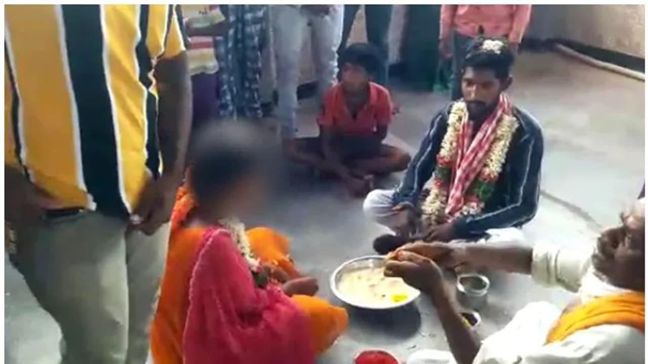 പതിനാറ് വയസ്സുള്ള പെൺകുട്ടിയെ 23 കാരൻ വിവാഹം ചെയ്ത സംഭവം; ശിക്ഷാനടപടിക്ക് നിർദ്ദേശിച്ച് ബാലാവകാശ കമ്മീഷൻ പതിനാറ് വയസ്സുള്ള പെൺകുട്ടിയെ 23 കാരൻ വിവാഹം ചെയ്ത സംഭവം; ശിക്ഷാനടപടിക്ക് നിർദ്ദേശിച്ച് ബാലാവകാശ കമ്മീഷൻ