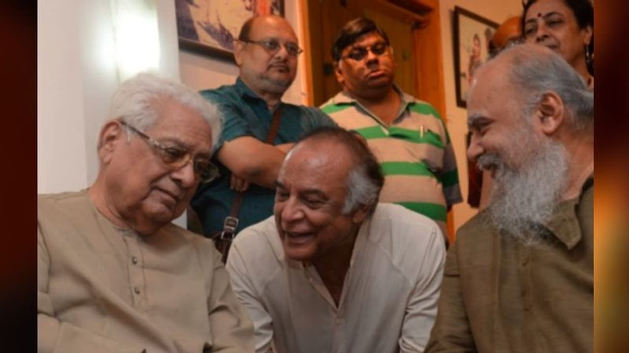 কার্টুনিস্ট থেকে সিনেমা নির্মাতা, দক্ষতা প্রমান করতে বেশি সময় নেননি বাসু চট্টোপাধ্যায়