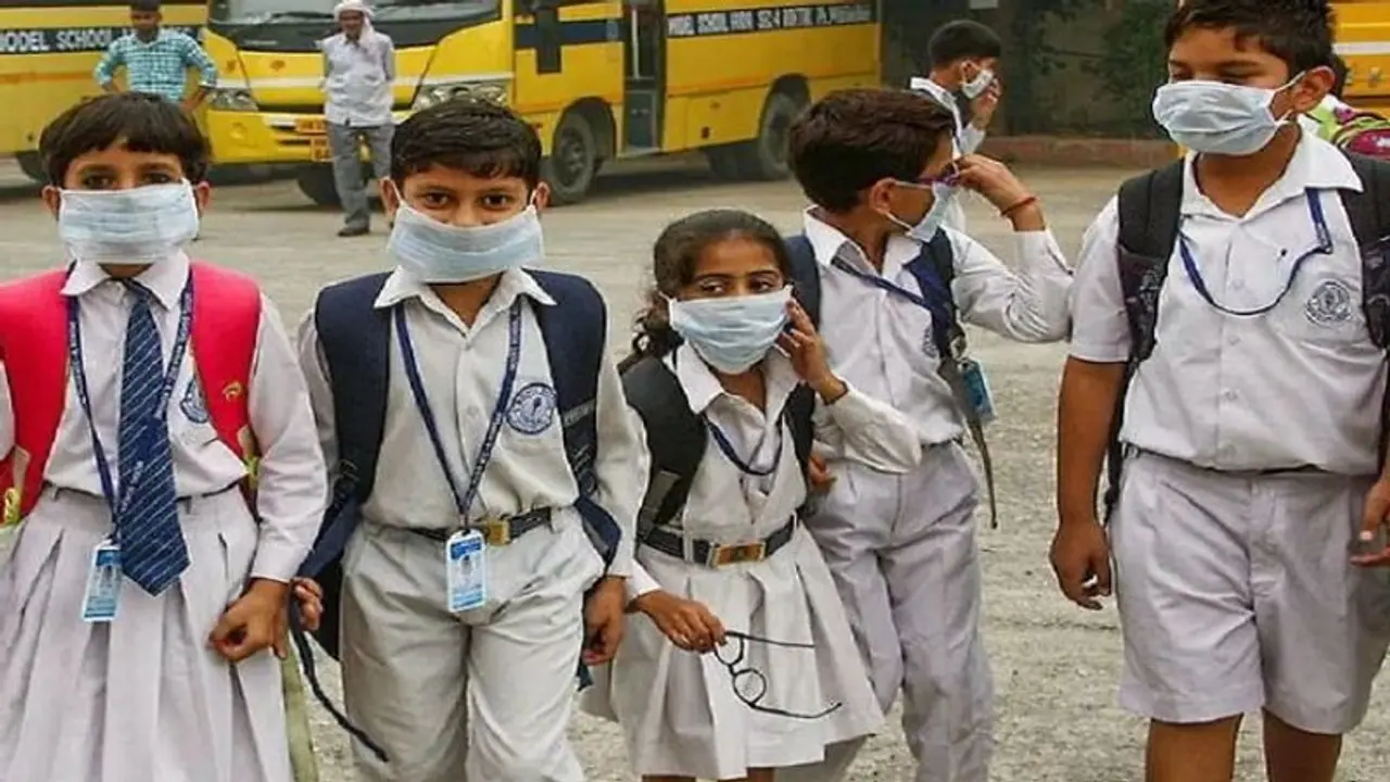 ಕೊರೋನಾ ಮುಗಿವವರೆಗೆ ಶಾಲೆ ಆರಂಭ ಬೇಡ, ಪೋಷಕರ ವಿರೋಧ! ಕೊರೋನಾ ಮುಗಿವವರೆಗೆ ಶಾಲೆ ಆರಂಭ ಬೇಡ, ಪೋಷಕರ ವಿರೋಧ!