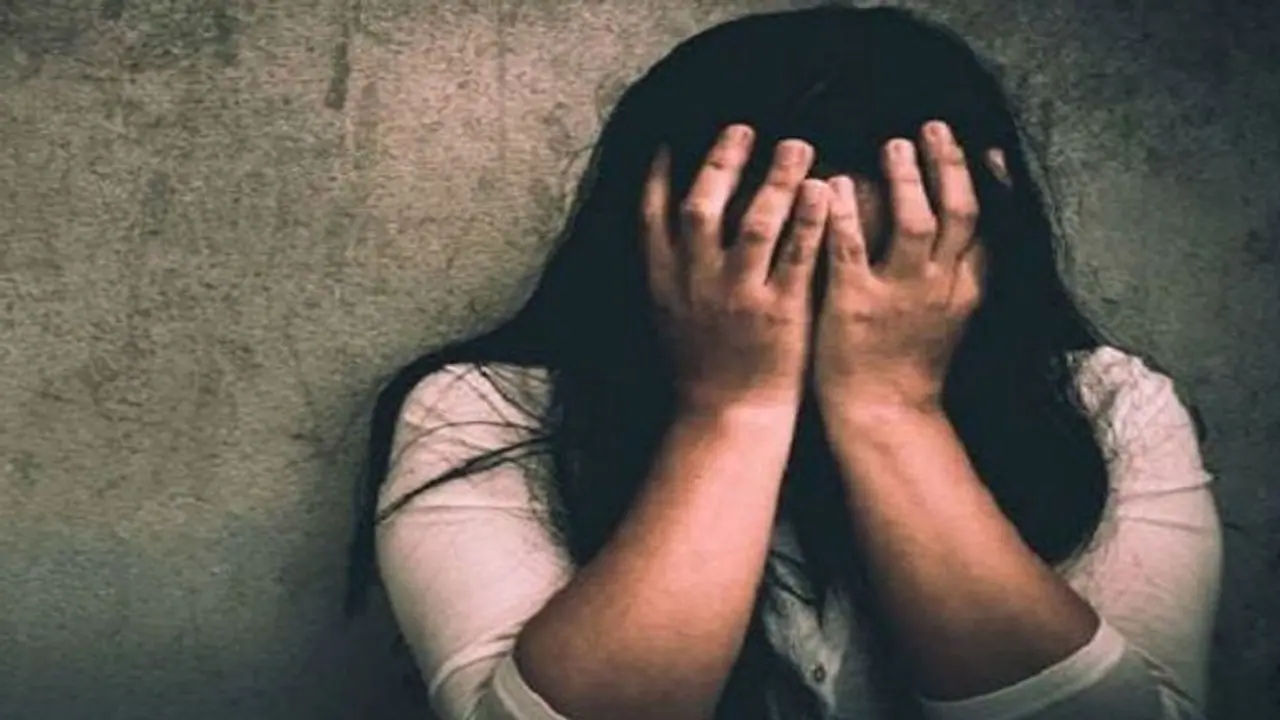 പാറശ്ശാലയിൽ യുവതിയെ പ്രണയം നടിച്ച് പീഡിപ്പിച്ചതായി പരാതി പാറശ്ശാലയിൽ യുവതിയെ പ്രണയം നടിച്ച് പീഡിപ്പിച്ചതായി പരാതി