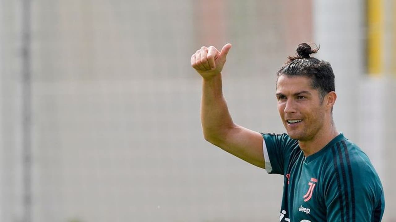 আজ ফাইনালে রোনাল্ডোদের সামনে আত্মবিশ্বাসী নাপোলি আজ ফাইনালে রোনাল্ডোদের সামনে আত্মবিশ্বাসী নাপোলি