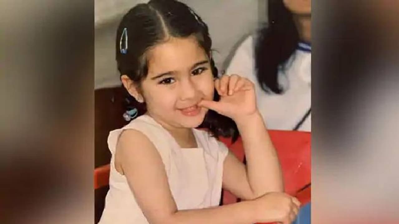 ഈ സുന്ദരി 'സെലിബ്രിറ്റി' ആരാണെന്ന് മനസിലായോ? ഈ സുന്ദരി 'സെലിബ്രിറ്റി' ആരാണെന്ന് മനസിലായോ?