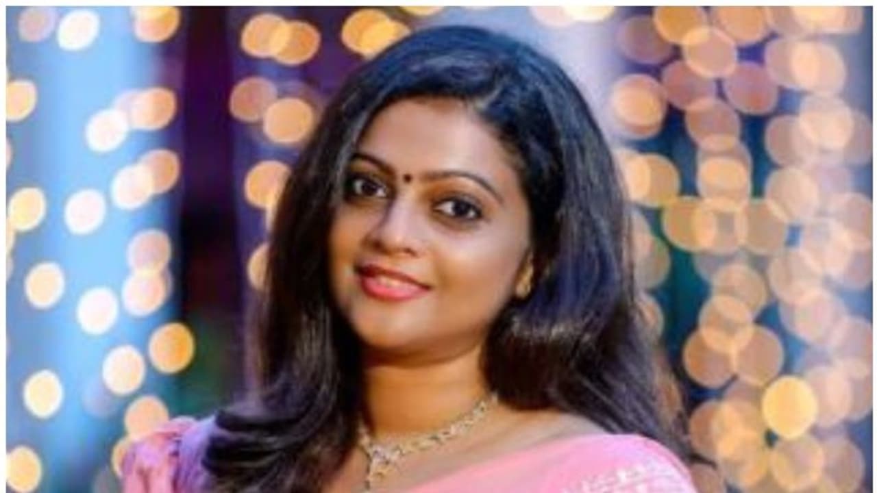 പാടോം പുഴേം മരോം എവിടെയാണ്?, അശ്വതി ശ്രീകാന്തിന്റെ കുറിപ്പ് പാടോം പുഴേം മരോം എവിടെയാണ്?, അശ്വതി ശ്രീകാന്തിന്റെ കുറിപ്പ്