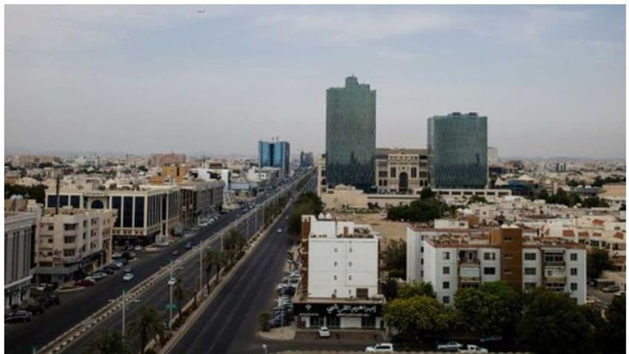 ജിദ്ദയില് കര്ഫ്യൂ നിയന്ത്രണങ്ങള് ശക്തമാക്കി; മൂന്ന് മണിക്ക് ശേഷം യാത്രാ വിലക്ക് ജിദ്ദയില് കര്ഫ്യൂ നിയന്ത്രണങ്ങള് ശക്തമാക്കി; മൂന്ന് മണിക്ക് ശേഷം യാത്രാ വിലക്ക്