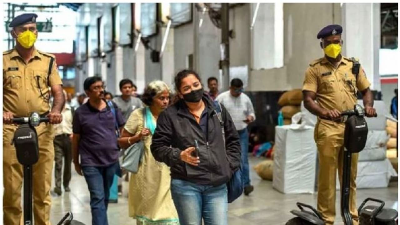 റെയിൽവേ സ്റ്റേഷനുകളുടെ ചുമതല ഇനി ഐജിമാർക്ക്; മേൽനോട്ടം എഡിജിപിക്ക് റെയിൽവേ സ്റ്റേഷനുകളുടെ ചുമതല ഇനി ഐജിമാർക്ക്; മേൽനോട്ടം എഡിജിപിക്ക്