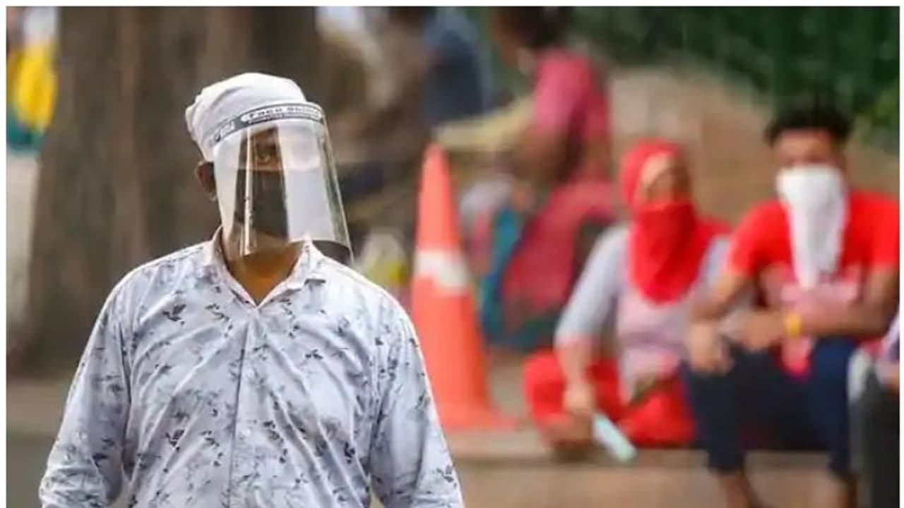 രണ്ടരലക്ഷത്തോളം കൊവിഡ് കേസുകള്‍; 24 മണിക്കൂറില്‍ 9887 പുതിയ രോഗികള്‍, കൊവിഡില്‍ ഞെട്ടി ഇന്ത്യ