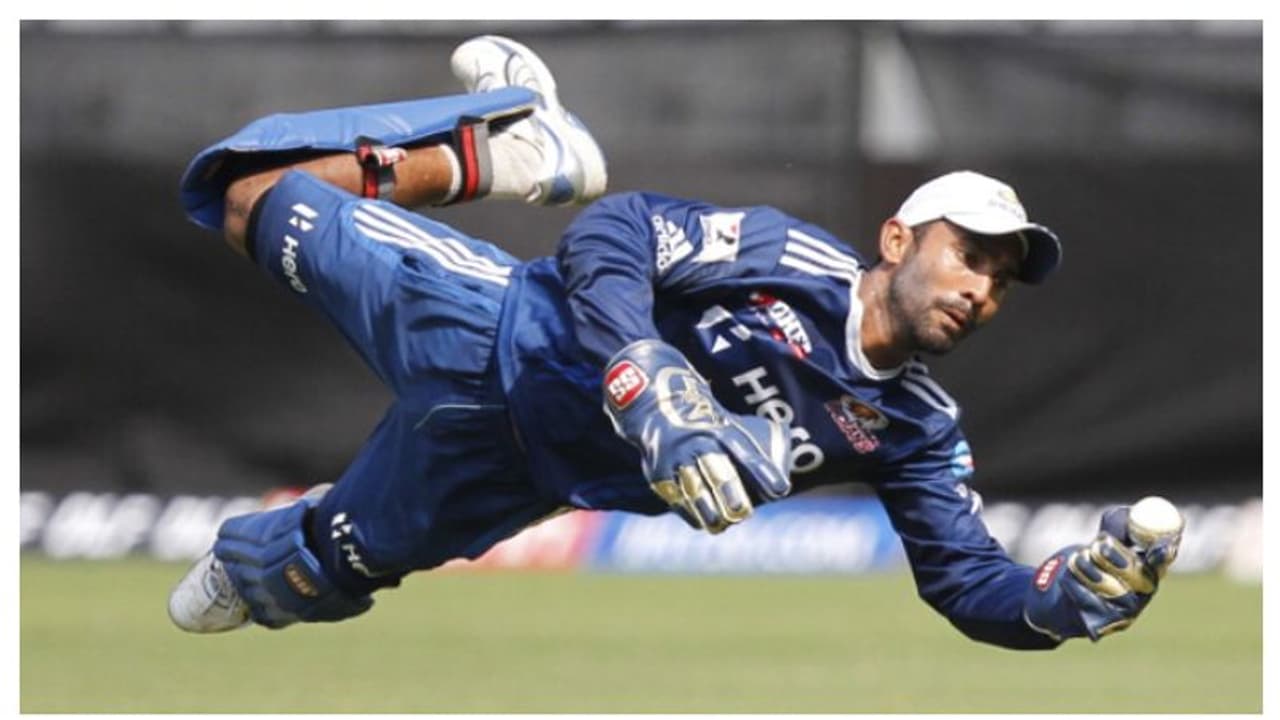 হঠাৎ কেন নিজেকে 'জম্বি' ভাবছেন দীনেশ কার্তিক,জানালেন নিজেই