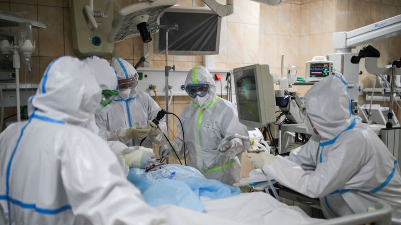 ലോകത്ത് കൊവിഡ് ബാധിതരുടെ എണ്ണം 70 ലക്ഷം പിന്നിട്ടു ലോകത്ത് കൊവിഡ് ബാധിതരുടെ എണ്ണം 70 ലക്ഷം പിന്നിട്ടു