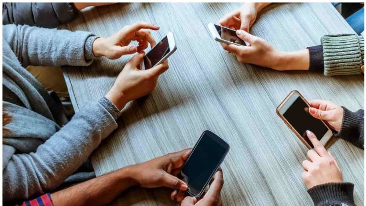 മൊബെെൽ ഫോണിന്റെ ഉപയോഗം കുറച്ചോളൂ; കാരണം ഇതാണ് മൊബെെൽ ഫോണിന്റെ ഉപയോഗം കുറച്ചോളൂ; കാരണം ഇതാണ്