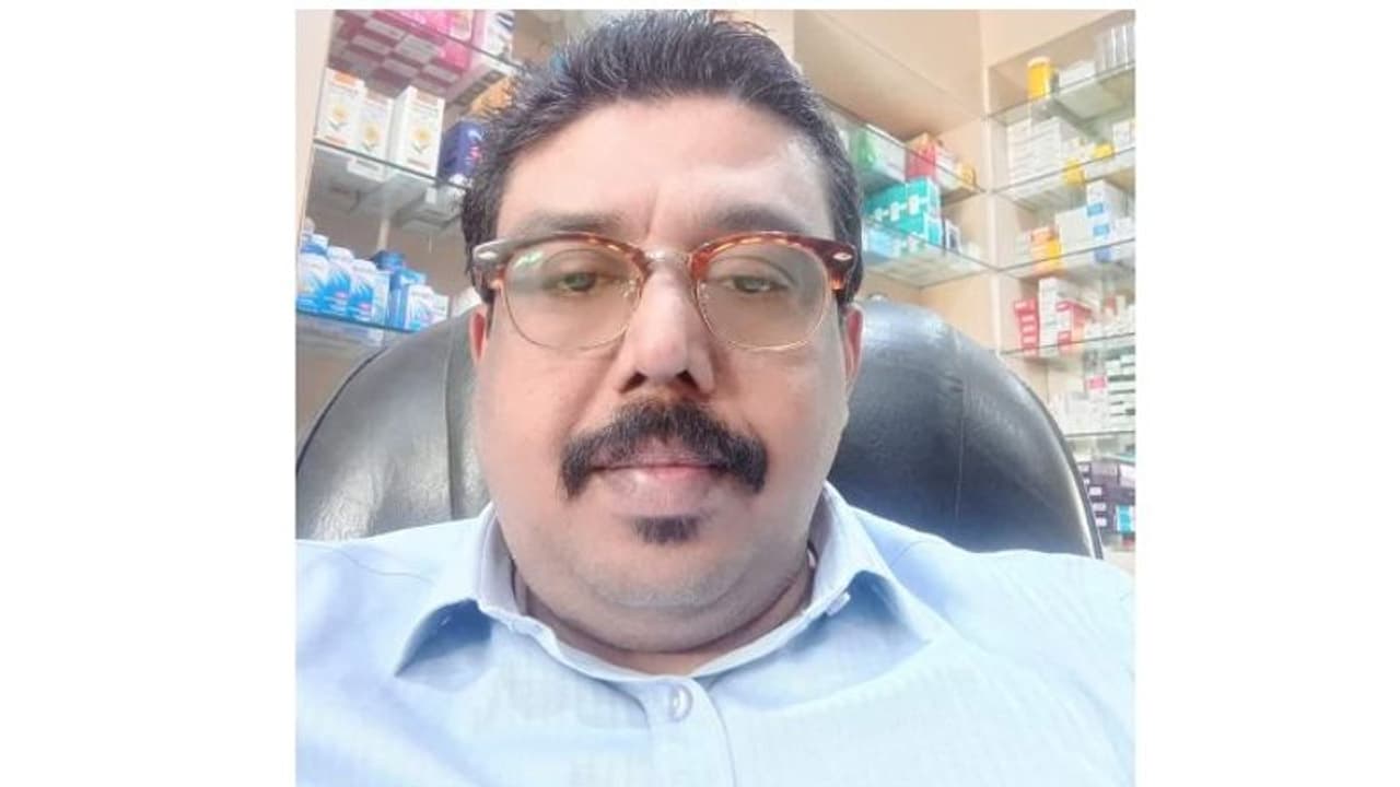 ആലപ്പുഴ സ്വദേശി റിയാദിൽ ഹൃദയാഘാതം മൂലം മരിച്ചു ആലപ്പുഴ സ്വദേശി റിയാദിൽ ഹൃദയാഘാതം മൂലം മരിച്ചു