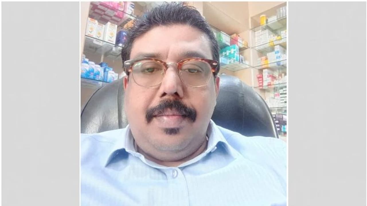 ഹൃദയാഘാതം മൂലം പ്രവാസി മലയാളി മരിച്ചു ഹൃദയാഘാതം മൂലം പ്രവാസി മലയാളി മരിച്ചു