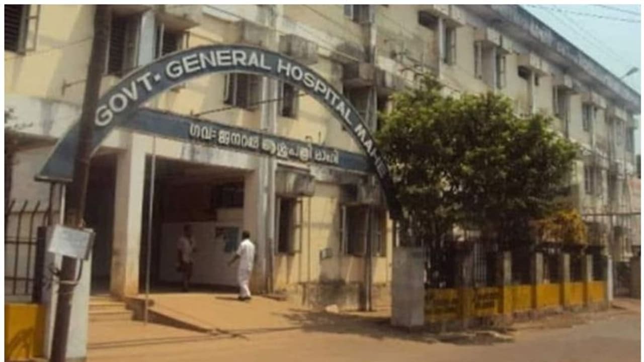 മാഹിയിൽ വീണ്ടും കൊവിഡ്; ജനറൽ ആശുപത്രിയിൽ ചികിത്സ മാഹിയിൽ വീണ്ടും കൊവിഡ്; ജനറൽ ആശുപത്രിയിൽ ചികിത്സ
