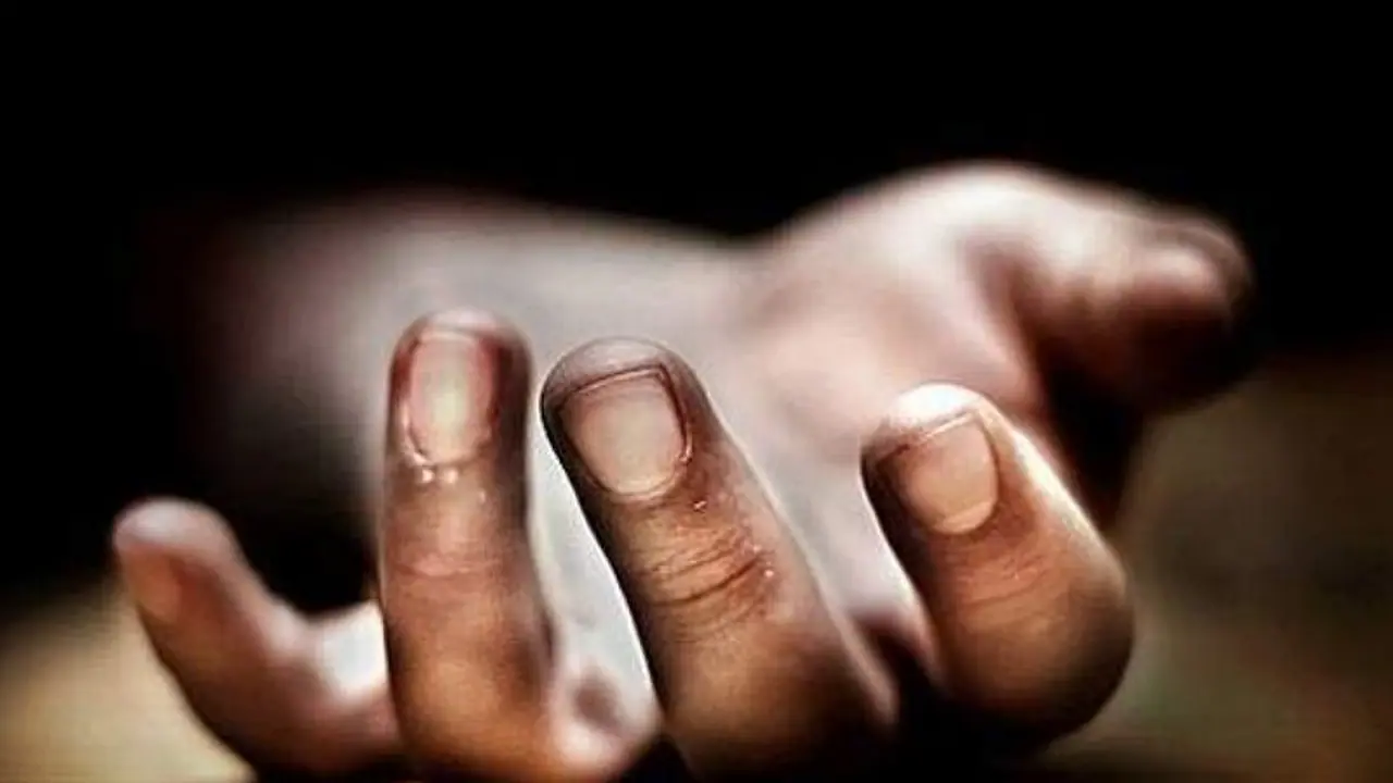 ভালোবাসার নির্মম পরিণতি, দলিত যুবককে পাথর দিয়ে থেঁতলে পিটিয়ে খুন পুনেতে ভালোবাসার নির্মম পরিণতি, দলিত যুবককে পাথর দিয়ে থেঁতলে পিটিয়ে খুন পুনেতে