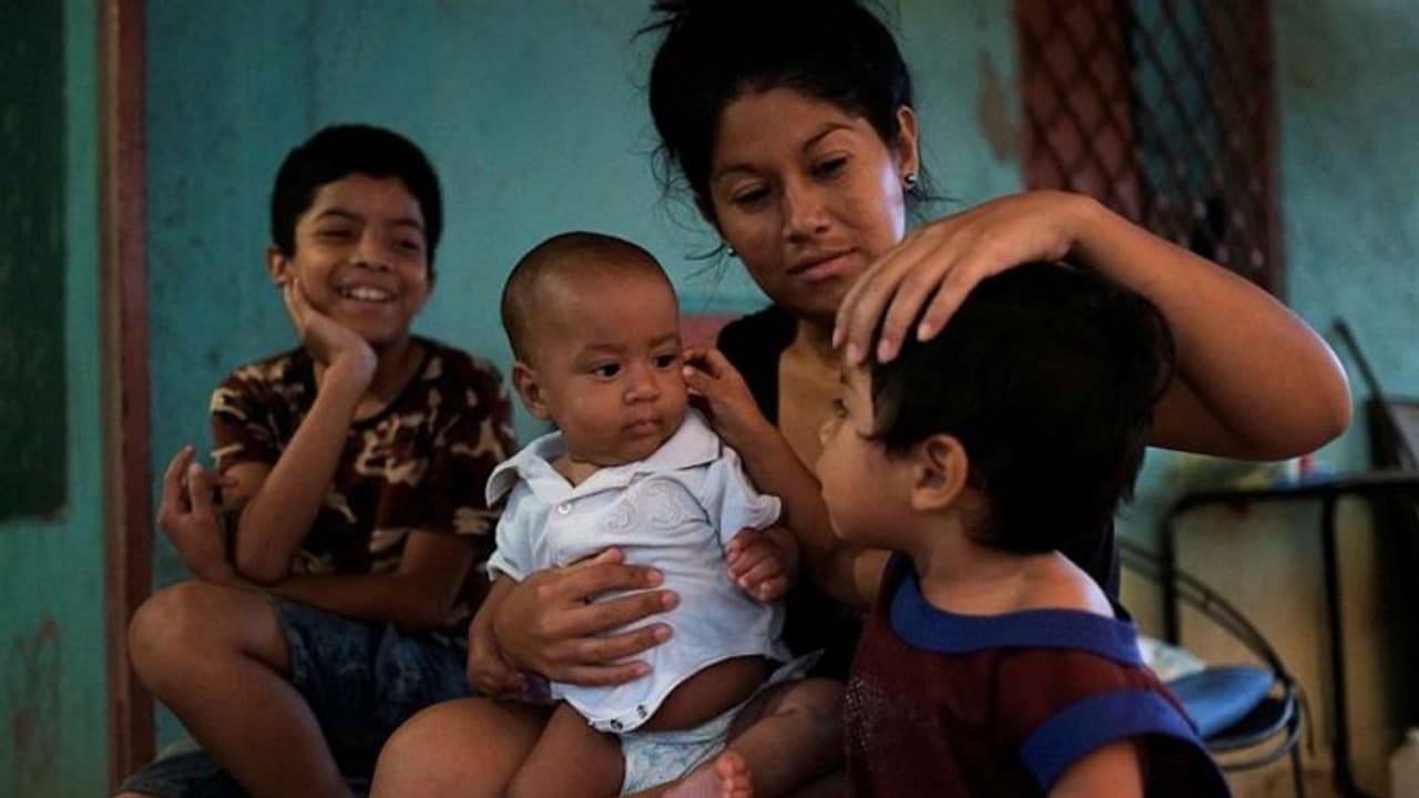लॉकडाउन में आमदनी का जरिया हो गया हो बंद तो घबराएं नहीं, इन 5 तरीकों से मिल सकती है मानसिक राहत लॉकडाउन में आमदनी का जरिया हो गया हो बंद तो घबराएं नहीं, इन 5 तरीकों से मिल सकती है मानसिक राहत