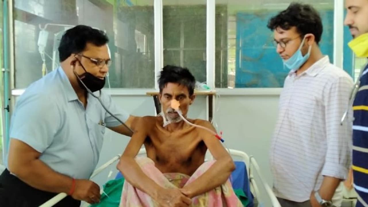 জটিল অস্ত্রোপচারে প্রাণ বাঁচল রোগীর, ফের সাফল্যের নজির বাঁকুড়া মেডিক্যাল কলেজে জটিল অস্ত্রোপচারে প্রাণ বাঁচল রোগীর, ফের সাফল্যের নজির বাঁকুড়া মেডিক্যাল কলেজে