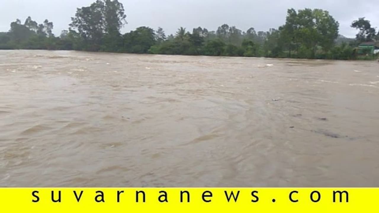 ಕೊಡಗಿನಲ್ಲಿ ಕಾವೇರಿ ನದಿಯಲ್ಲಿ ಹೆಚ್ಚಾದ ಹರಿವು ಕೊಡಗಿನಲ್ಲಿ ಕಾವೇರಿ ನದಿಯಲ್ಲಿ ಹೆಚ್ಚಾದ ಹರಿವು